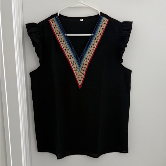 Amazon Essentials Black Top with Colorful V-Neck - Picture 1 of 2